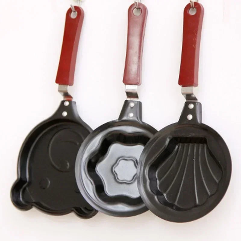 Pancake Panqueca em Ferro Fundido - Frigideira para Mini Ovos - Omeleteira em Formato de Coração - Panela Jarhead para Café da Manhã